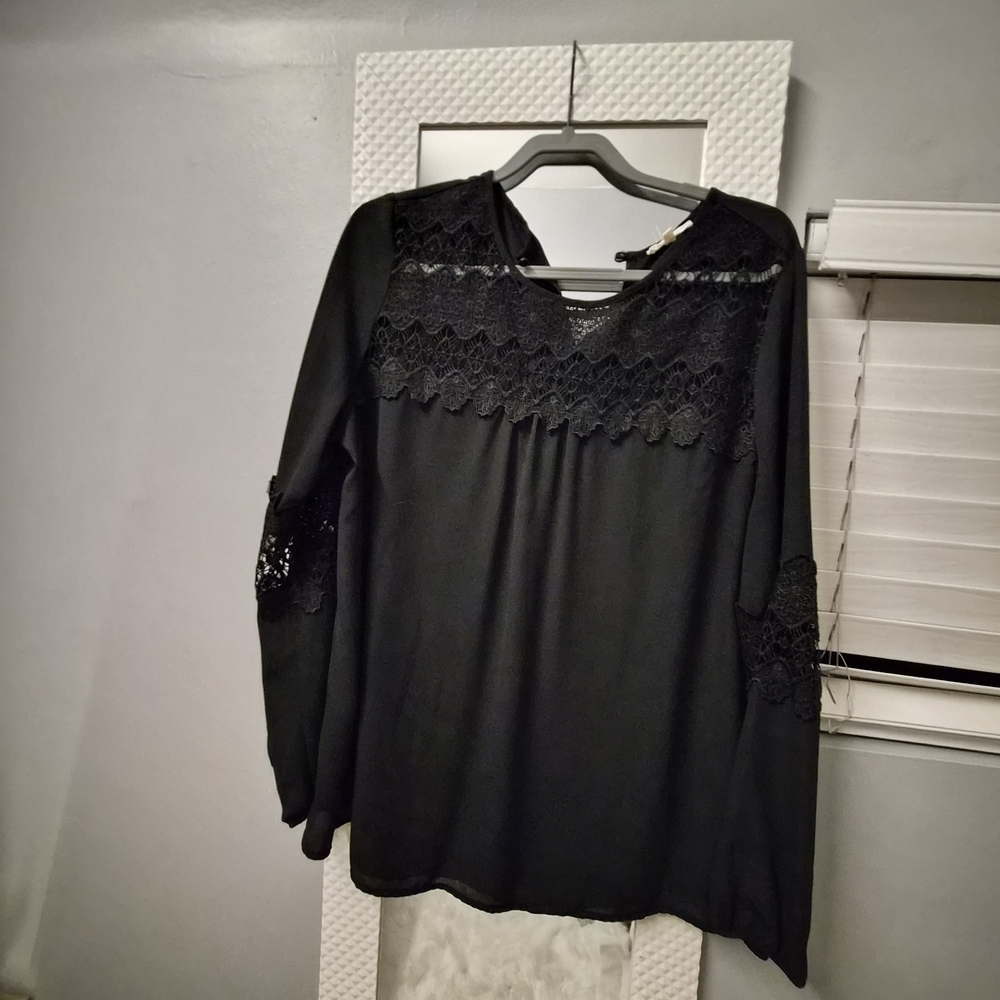 Pleione Black Lace Detail Blouse